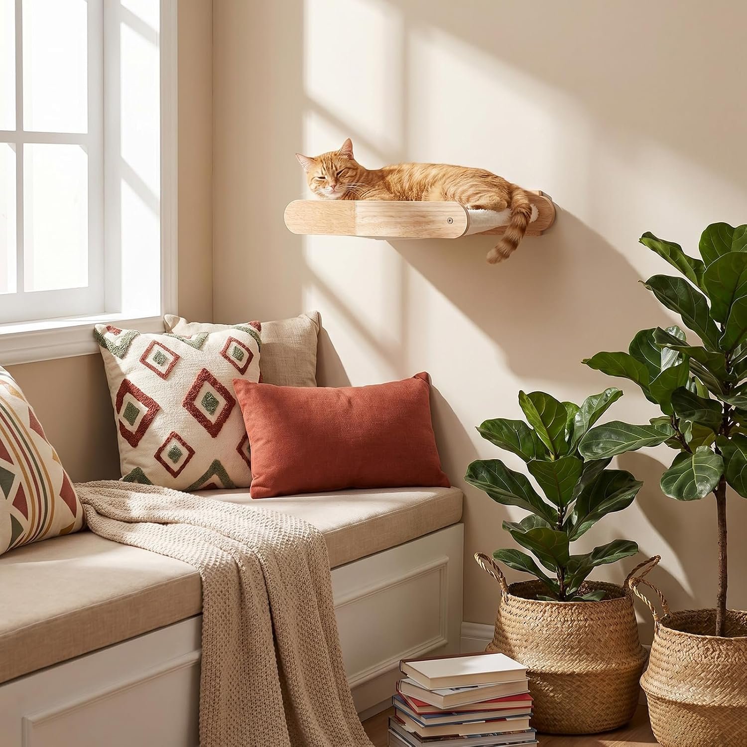 HOOBRO Wooden Cat Hammock with Soft Fabric, Cat Shelves & Furniture, Wall Mounted Cat Beds and Perches for Lounging, Playing, Sleeping, Holds up to 40 lb, Easy to Install, Natural NL03CS03N2