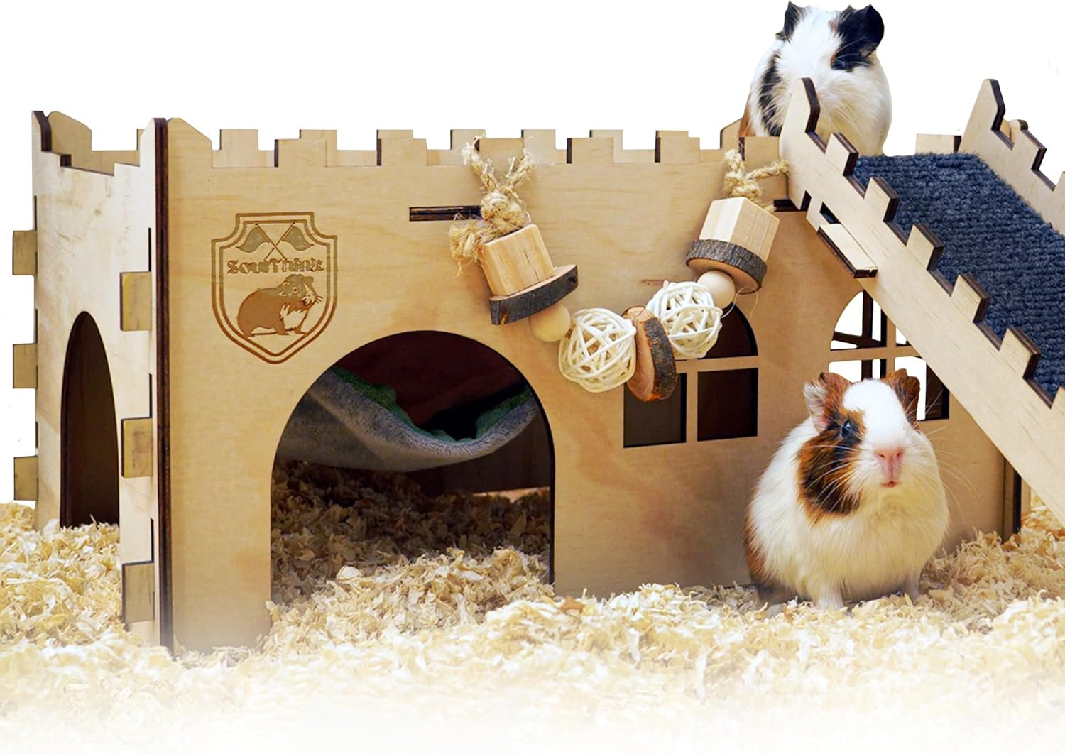 SoulThink® Large Guinea Pig Hideout & House – Easy to Assemble Wooden Guinea Pig Castle with Hammock, Ramp and Toys Accessories Habitat Suitable for Hamsters and Chinchilla